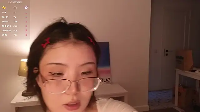 nullgirl online show from June 7, 2:48 am