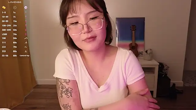 Snapshot of nullgirl chatting on June 22, 2:24 am nullgirl online show from June 22, 2:24 am