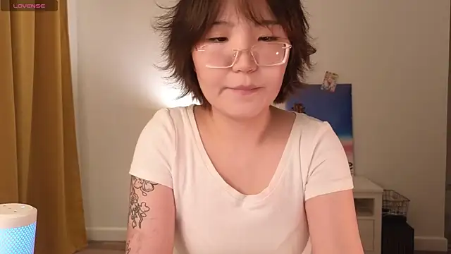 Snapshot of nullgirl chatting on July 21, 2:58 am nullgirl online show from July 21, 2:58 am