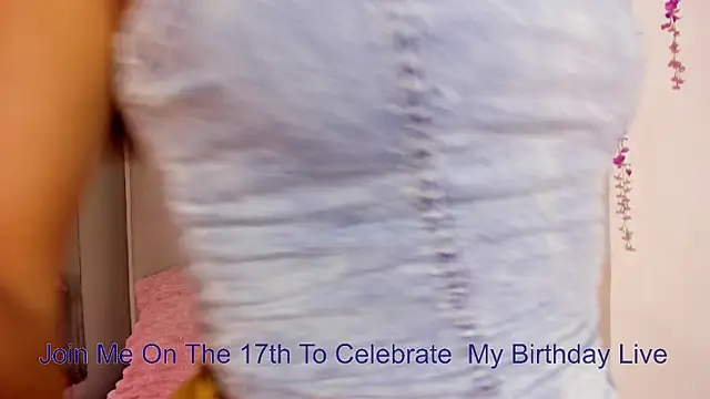 chloe peach  online show from July 29, 1:20 pm