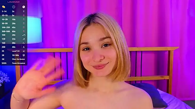 BarbaraGreen online show from April 26, 6:22 am
