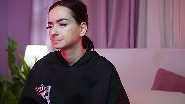 AriellaKitty online show from March 12, 9:54 pm