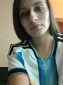 Snapshot of Mela69bmth chatting on July 5, 4:19 am Mela69bmth online show from July 5, 4:19 am