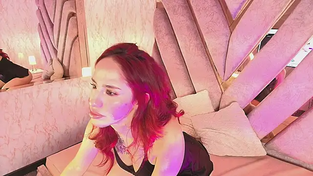 elodie rouge online show from January 16, 12:31 pm