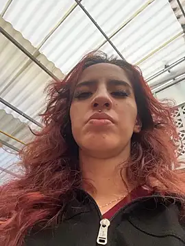 elodie rouge online show from June 9, 11:55 am