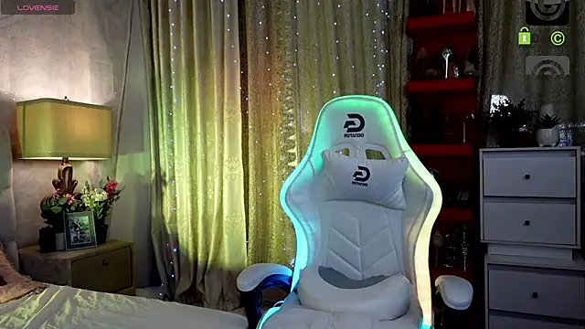 AshleyVasquezX online show from May 14, 11:50 am