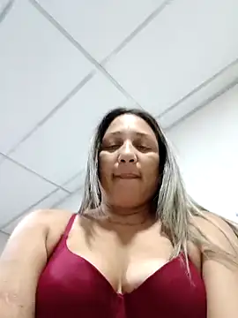 mariacarlota online show from May 10, 1:44 am