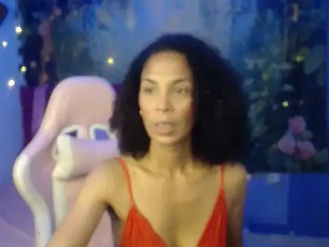 Snapshot of rosa_skinny chatting on June 9, 8:20 pm rosa skinny online show from June 9, 8:20 pm