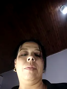 Snapshot of RossyAlvarez chatting on June 27, 2:38 am RossyAlvarez online show from June 27, 2:38 am