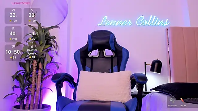 Snapshot of LennerCollins_ chatting on May 9, 10:53 am LennerCollins online show from May 9, 10:53 am