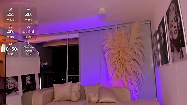 LennerCollins  online show from June 22, 4:31 am