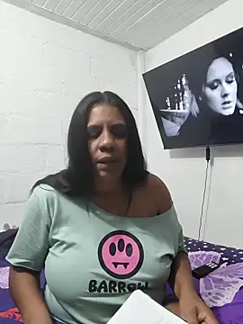 Zeyllyjhonson online show from February 28, 1:34 pm