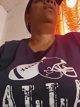 Zeyllyjhonson online show from July 19, 7:28 pm
