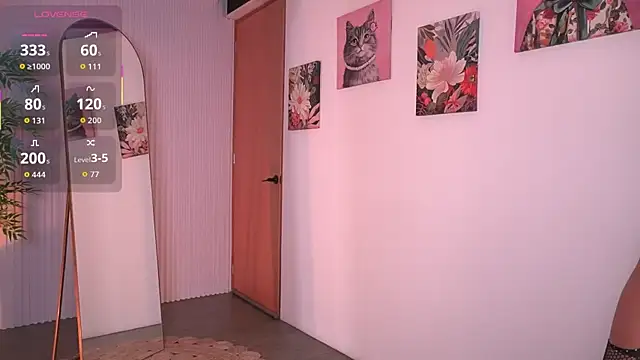 Mary funny online show from August 7, 8:22 pm