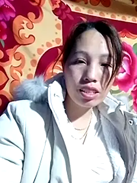 Gummiesu online show from February 11, 7:52 pm