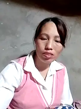 Gummiesu online show from February 23, 8:39 pm