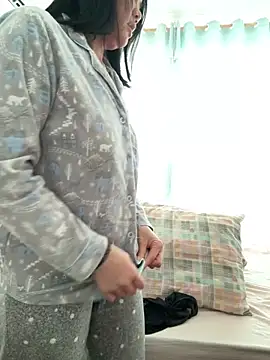 ruanruan05 online show from February 11, 1:32 am