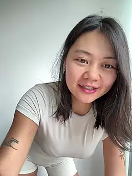 Snapshot of ruanruan05 chatting on May 22, 12:29 am ruanruan05 online show from May 22, 12:29 am