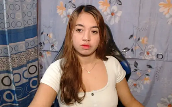 pinay mayahiga online show from March 10, 6:18 am