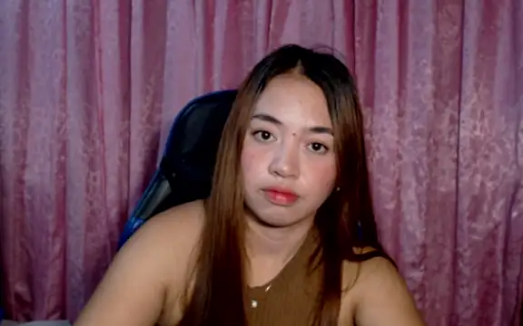 pinay mayahiga online show from May 14, 3:08 pm