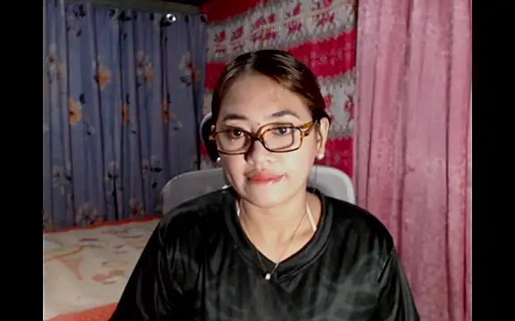pinay mayahiga online show from July 19, 1:26 pm