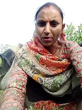 Snapshot of Juli_rathore chatting on February 10, 11:14 am Juli rathore online show from February 10, 11:14 am