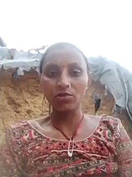 Snapshot of Juli_rathore chatting on February 14, 12:46 pm Juli rathore online show from February 14, 12:46 pm