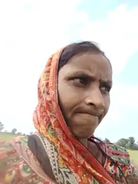 Snapshot of Juli_rathore chatting on February 27, 9:09 am Juli rathore online show from February 27, 9:09 am