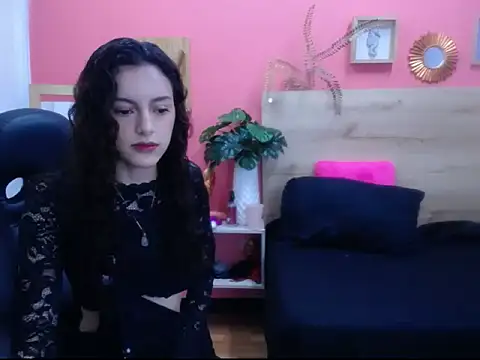 maria Turner1 online show from January 18, 11:36 am