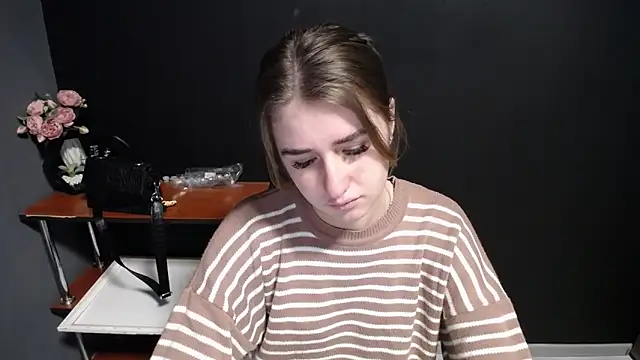 Sunny siren online show from January 19, 1:15 pm