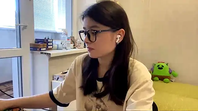 SaintMari online show from June 16, 2:19 pm