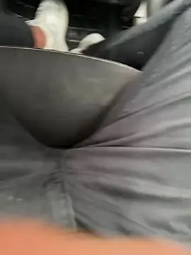 Snapshot of Novinho_Pauzudo_18cm chatting on February 20, 1:22 pm Novinho Pauzudo 18cm online show from February 20, 1:22 pm