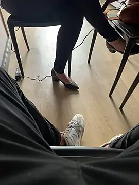 Snapshot of Novinho_Pauzudo_18cm chatting on March 6, 12:56 pm Novinho Pauzudo 18cm online show from March 6, 12:56 pm