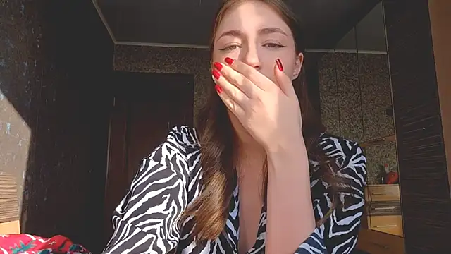 Snapshot of MousyHello chatting on January 17, 7:46 am MousyHello online show from January 17, 7:46 am