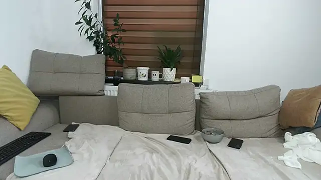 Snapshot of Crista-Elio chatting on May 27, 3:42 pm Crista-Elio online show from May 27, 3:42 pm