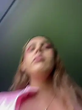 AmaliaMartinez77 online show from June 15, 5:48 pm