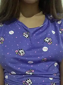 raveninha05 online show from July 13, 12:02 am