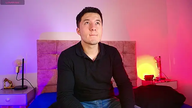 Alexander Connor online show from February 19, 12:23 pm