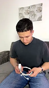 Alexander Connor online show from July 24, 11:41 am