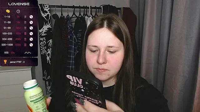 secretvic online show from February 23, 7:22 pm