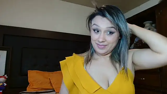 aitanalove  online show from May 27, 10:07 pm