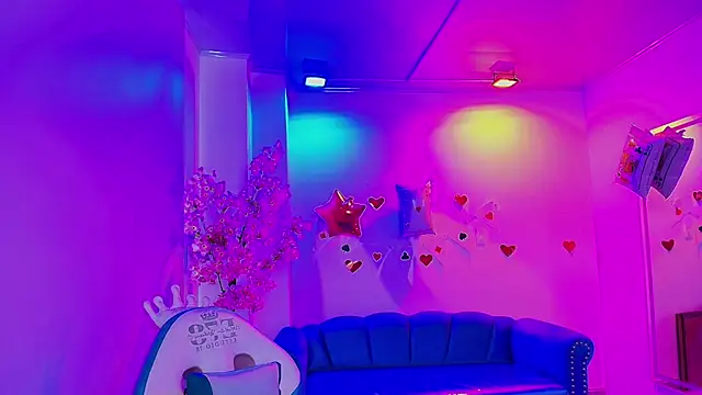 Zoe swan online show from February 23, 11:40 am