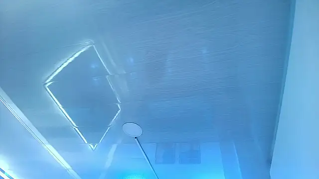 Zoe swan online show from March 1, 11:12 am