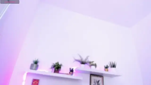 Snapshot of Amira_Alzahra chatting on June 10, 7:13 pm Amira Alzahra online show from June 10, 7:13 pm