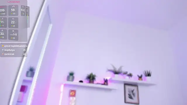 Snapshot of Amira_Alzahra chatting on June 12, 5:01 pm Amira Alzahra online show from June 12, 5:01 pm