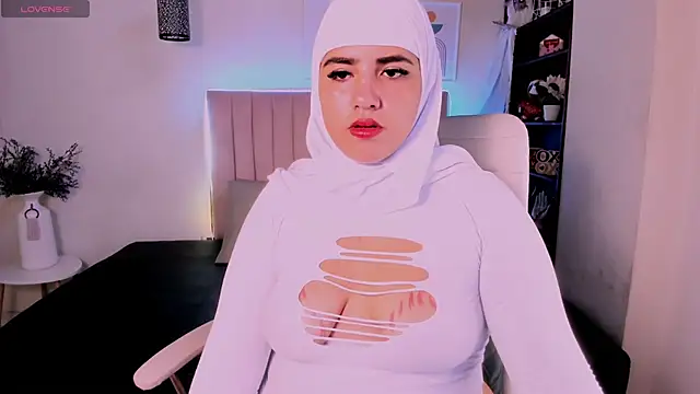 Snapshot of milk_beel chatting on February 10, 9:41 pm milk beel online show from February 10, 9:41 pm