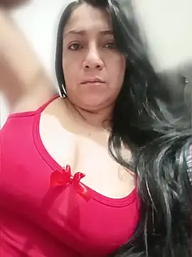 Snapshot of Katysaez chatting on June 1, 5:09 am Katysaez online show from June 1, 5:09 am