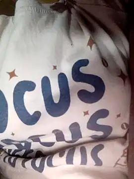 annugirl online show from March 1, 10:39 am