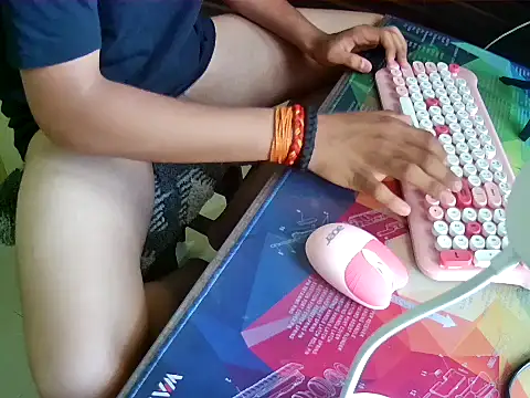 ron builds online show from March 12, 6:19 am