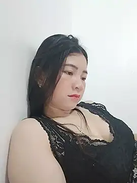 Snapshot of LoveLillyy69 chatting on June 6, 2:11 pm LoveLillyy69 online show from June 6, 2:11 pm